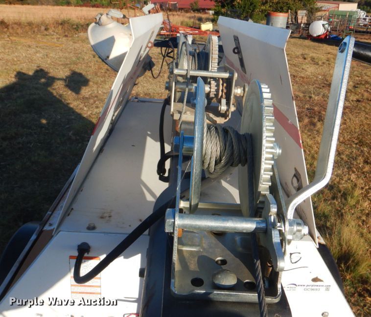 image for item GC9693 2000 Magnum 4060K light plant