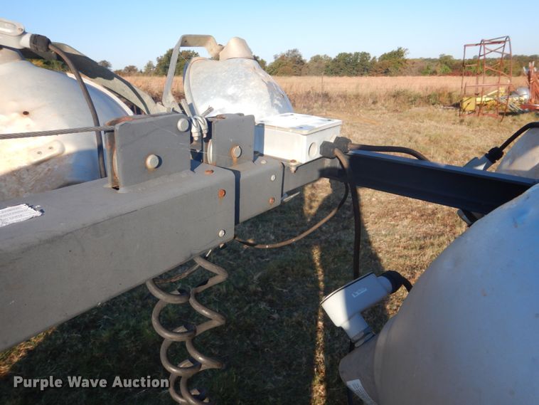 image for item GC9693 2000 Magnum 4060K light plant