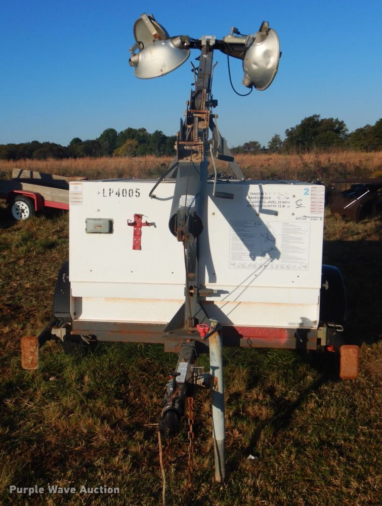 image for item GC9694 2010 Magnum MLT5060K light plant