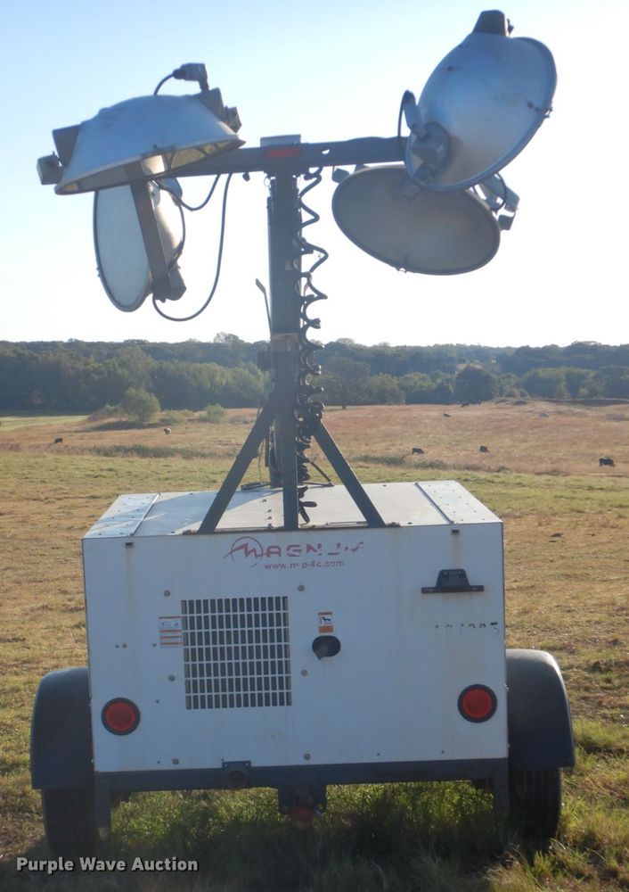 image for item GC9694 2010 Magnum MLT5060K light plant