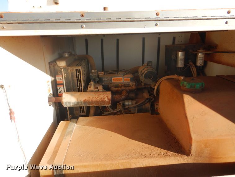 image for item GC9694 2010 Magnum MLT5060K light plant