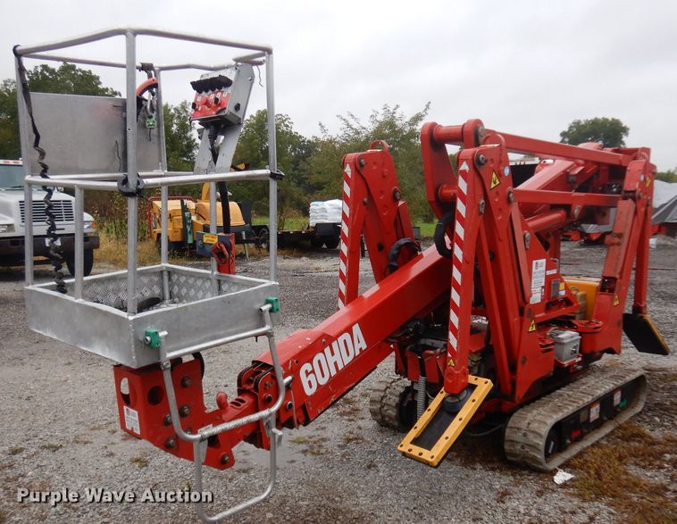 image for item GI9371 2015 CMC S19 boom lift