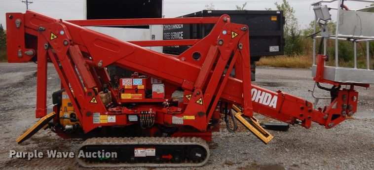 image for item GI9371 2015 CMC S19 boom lift