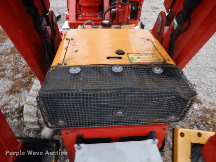 image for item GI9371 2015 CMC S19 boom lift