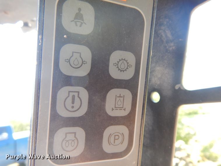 image for item GI9381 2010 Case 440 skid steer