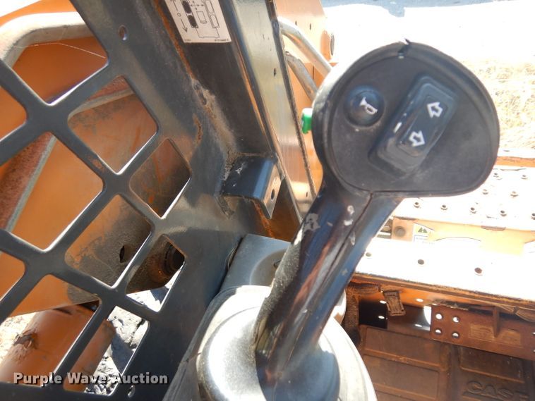 image for item GI9381 2010 Case 440 skid steer