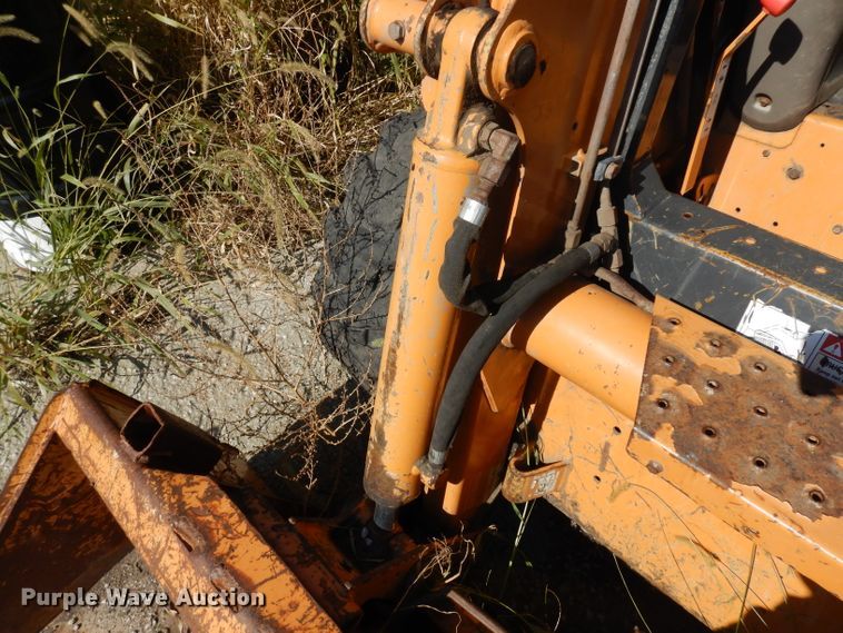 image for item GI9381 2010 Case 440 skid steer