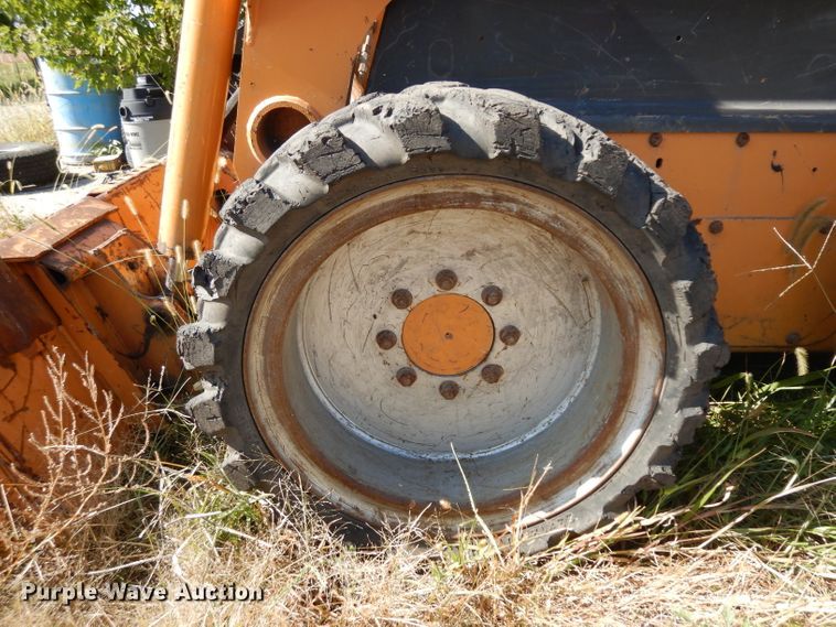 image for item GI9381 2010 Case 440 skid steer