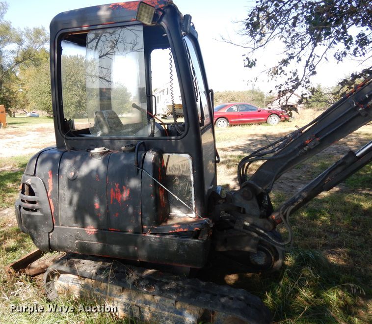 image for item GI9382 Kubota KX61-2 mini excavator
