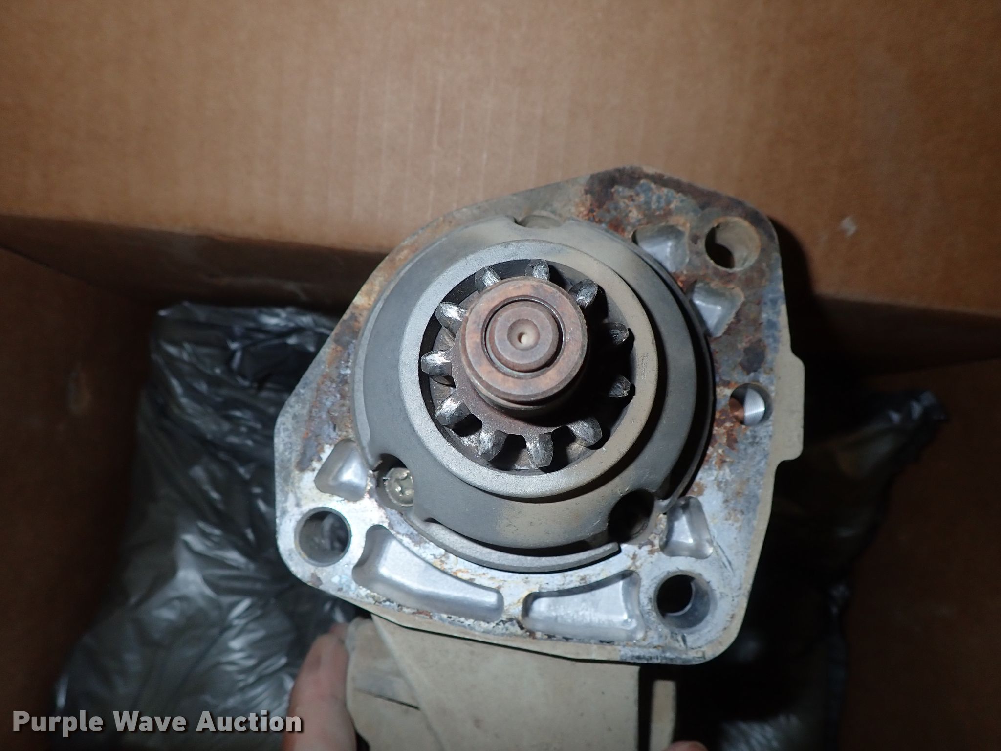 (2) John Deere starters in Wichita, KS Item GB9497 sold Purple Wave