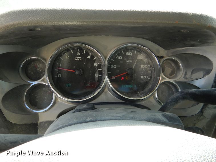 image for item DF2222 2007 Chevrolet Silverado 2500 pickup truck