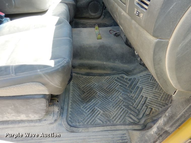 image for item DF2222 2007 Chevrolet Silverado 2500 pickup truck