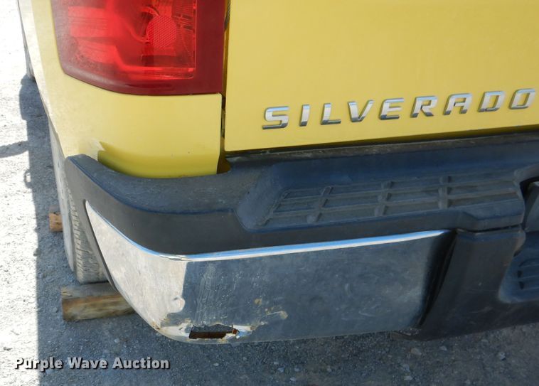 image for item DF2222 2007 Chevrolet Silverado 2500 pickup truck