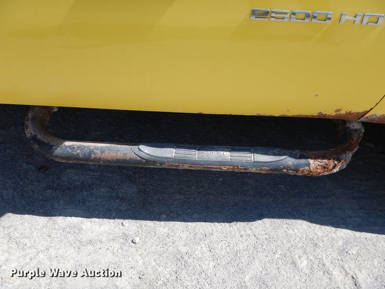 image for item DF2222 2007 Chevrolet Silverado 2500 pickup truck