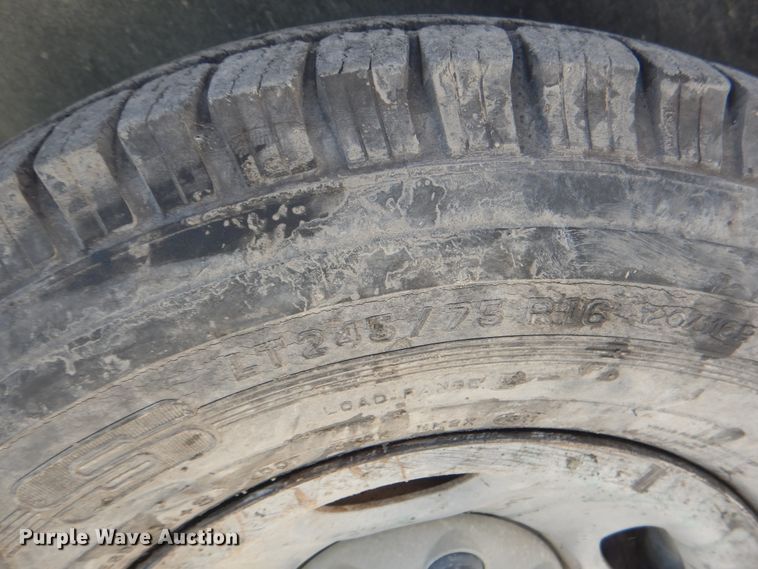 image for item DF2222 2007 Chevrolet Silverado 2500 pickup truck