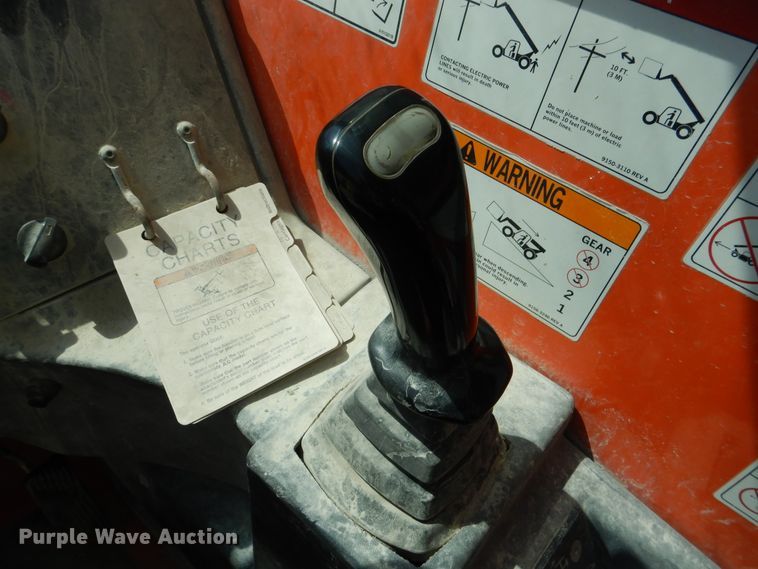 image for item DF2224 2007 JLG G12-55A telehandler