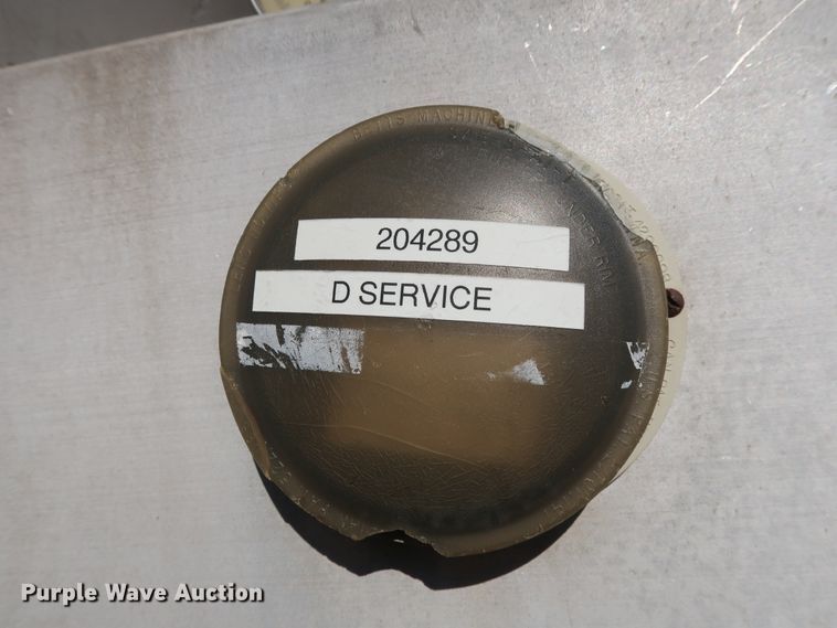 image for item DG7001 1985 Fruehauf HAB-F2-J1000 pneumatic dry bulk trailer