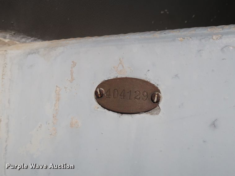 image for item DG7003 1984 Hobbs HAB-F2-J-1000 pneumatic dry bulk trailer