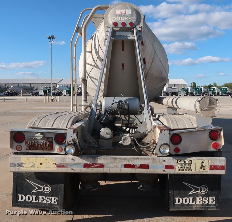 image for item DG7005 1998 Fruehauf HAB-T2-J1000X pneumatic dry bulk trailer