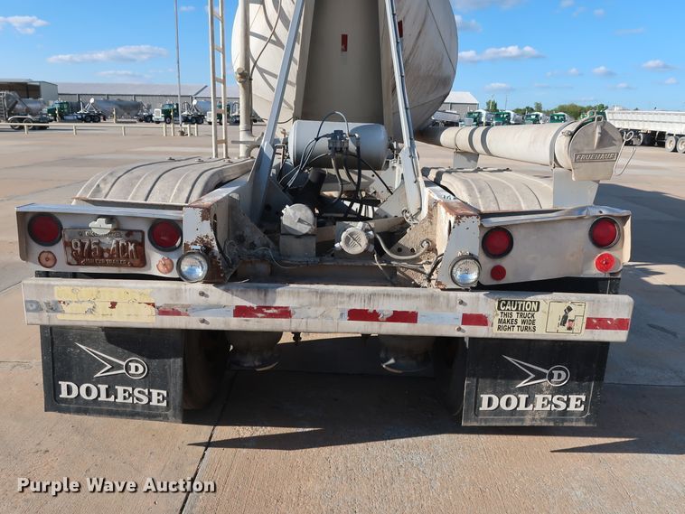 image for item DG7005 1998 Fruehauf HAB-T2-J1000X pneumatic dry bulk trailer