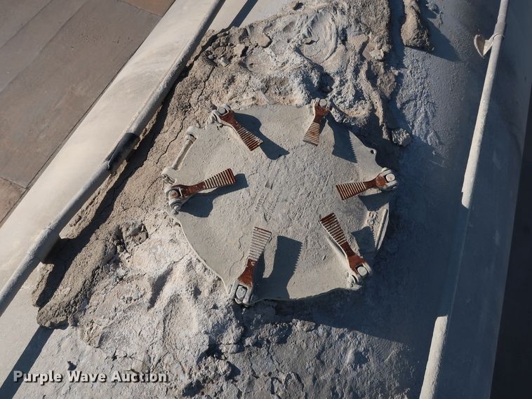 image for item DG7005 1998 Fruehauf HAB-T2-J1000X pneumatic dry bulk trailer