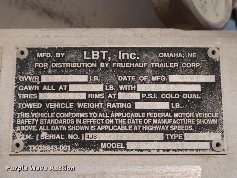 image for item DG7005 1998 Fruehauf HAB-T2-J1000X pneumatic dry bulk trailer