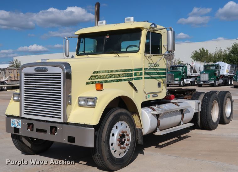 image for item DG7007 2008 Freightliner FLD semi truck