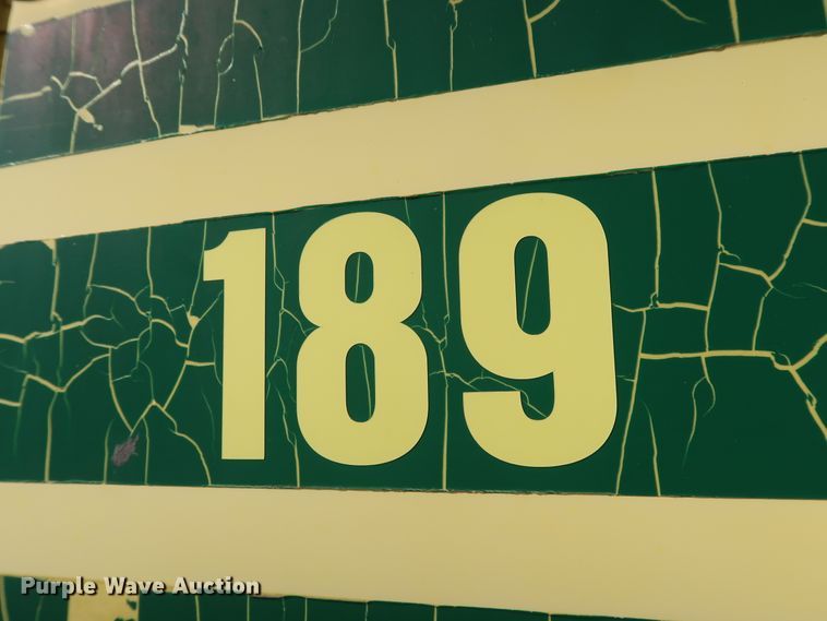 image for item DG7008 2008 Freightliner FLD semi truck