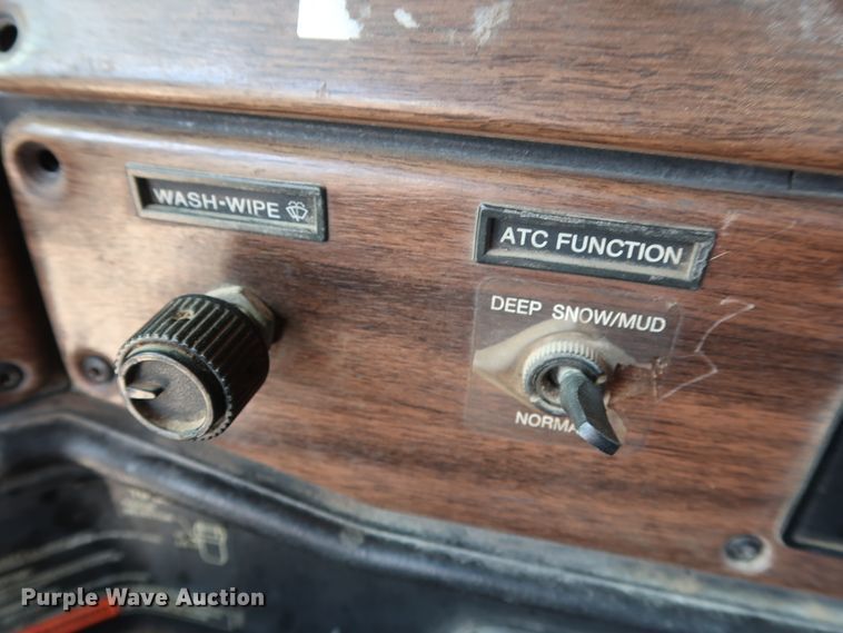 image for item DG7009 1996 Freightliner FLD semi truck