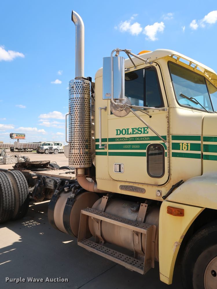 image for item DG7009 1996 Freightliner FLD semi truck