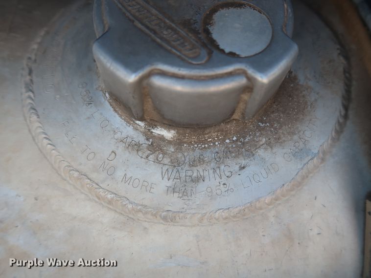 image for item DG7009 1996 Freightliner FLD semi truck