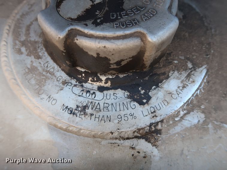 image for item DG7010 2002 Freightliner FLD semi truck