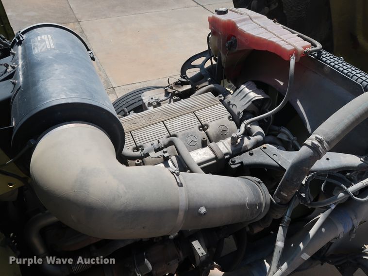 image for item DG7011 2008 Freightliner FLD semi truck