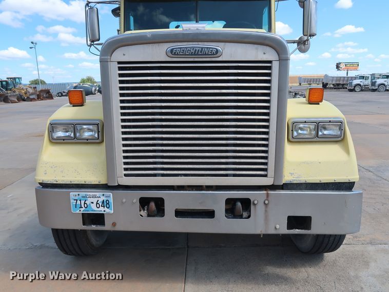 image for item DG7011 2008 Freightliner FLD semi truck