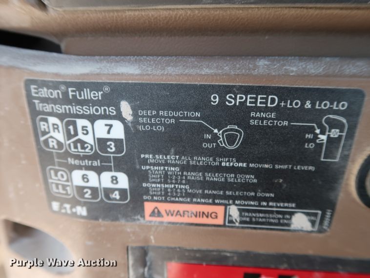 image for item DG7012 2007 Mack CTP713 truck cab and chassis