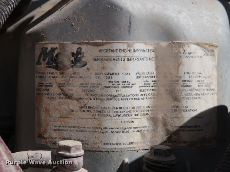 image for item DG7012 2007 Mack CTP713 truck cab and chassis