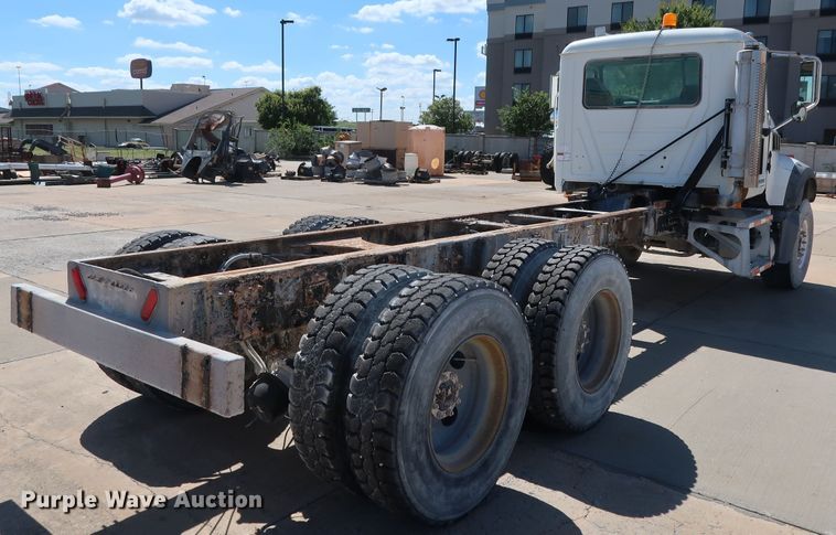 image for item DG7013 2007 Mack CTP713 truck cab and chassis