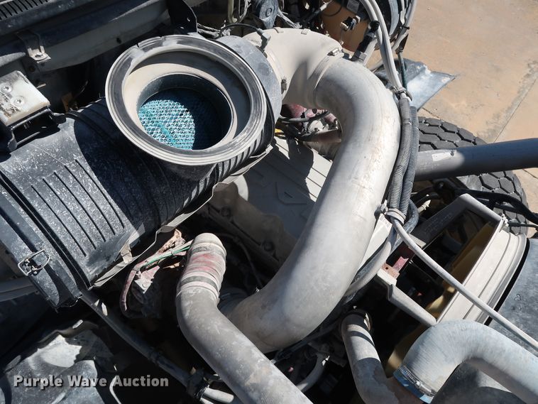 image for item DG7013 2007 Mack CTP713 truck cab and chassis