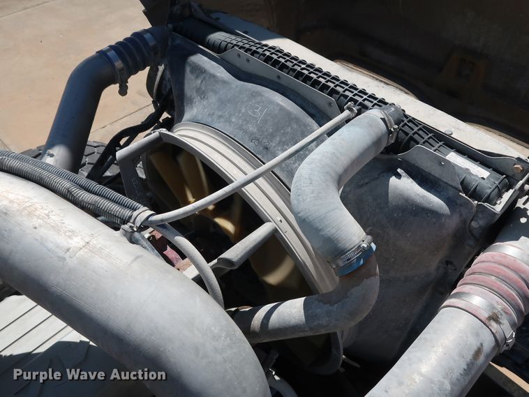 image for item DG7013 2007 Mack CTP713 truck cab and chassis