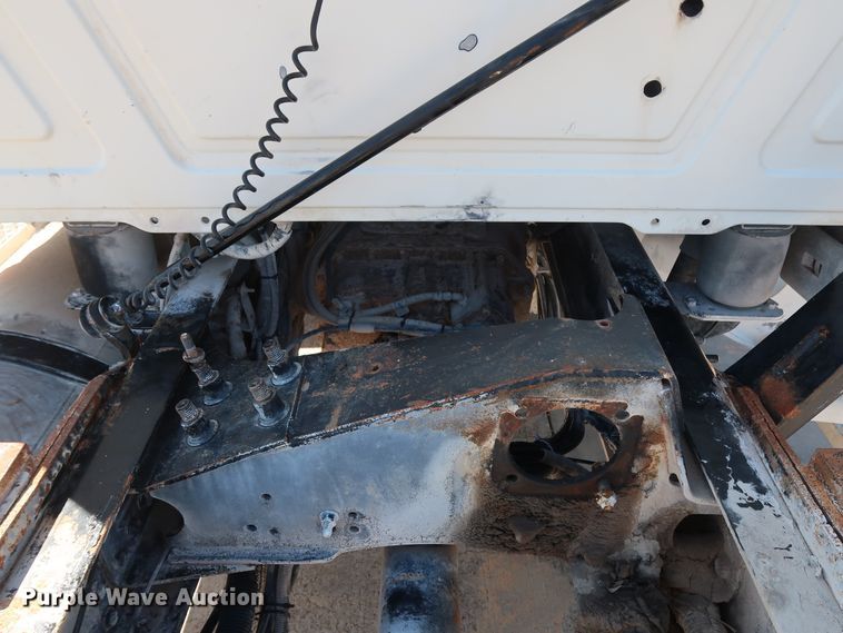 image for item DG7013 2007 Mack CTP713 truck cab and chassis