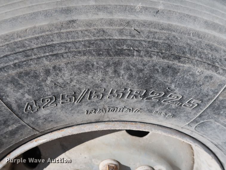 image for item DG7013 2007 Mack CTP713 truck cab and chassis