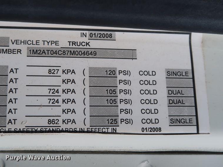 image for item DG7013 2007 Mack CTP713 truck cab and chassis