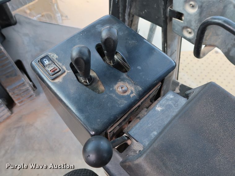 image for item DG7017 1996 Caterpillar 980G wheel loader