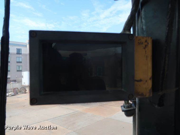 image for item DG7017 1996 Caterpillar 980G wheel loader