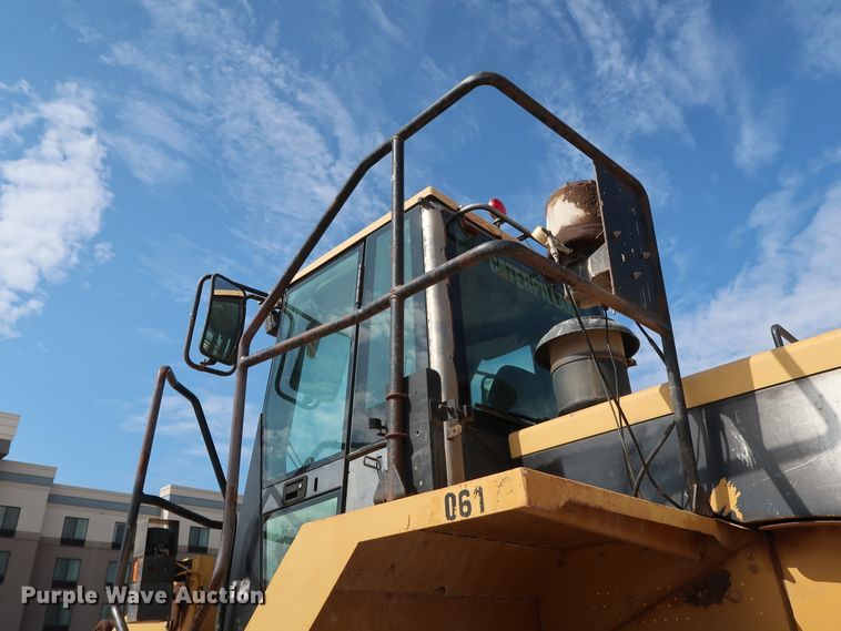 image for item DG7017 1996 Caterpillar 980G wheel loader