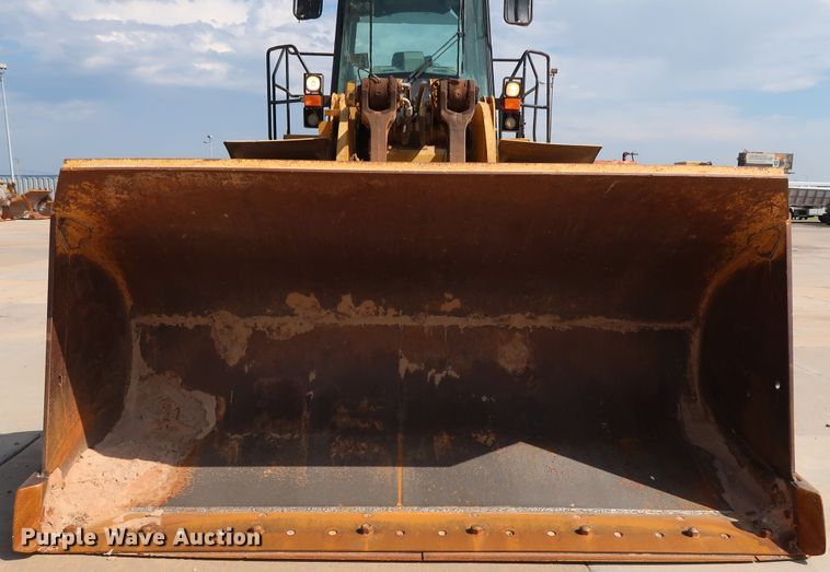 image for item DG7017 1996 Caterpillar 980G wheel loader