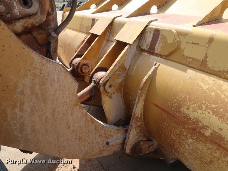 image for item DG7017 1996 Caterpillar 980G wheel loader