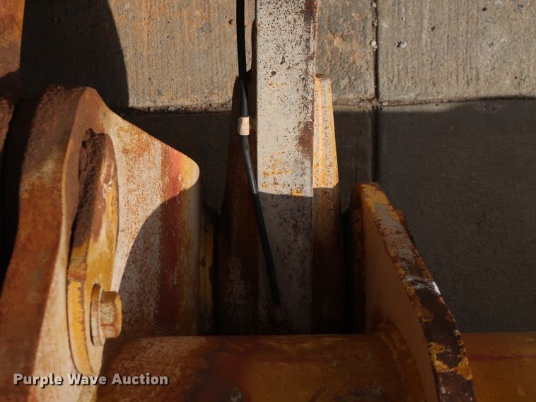 image for item DG7017 1996 Caterpillar 980G wheel loader