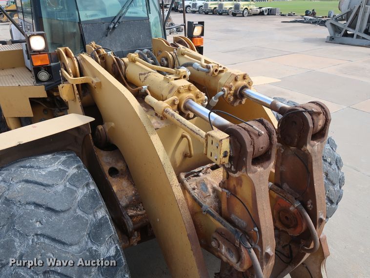 image for item DG7017 1996 Caterpillar 980G wheel loader