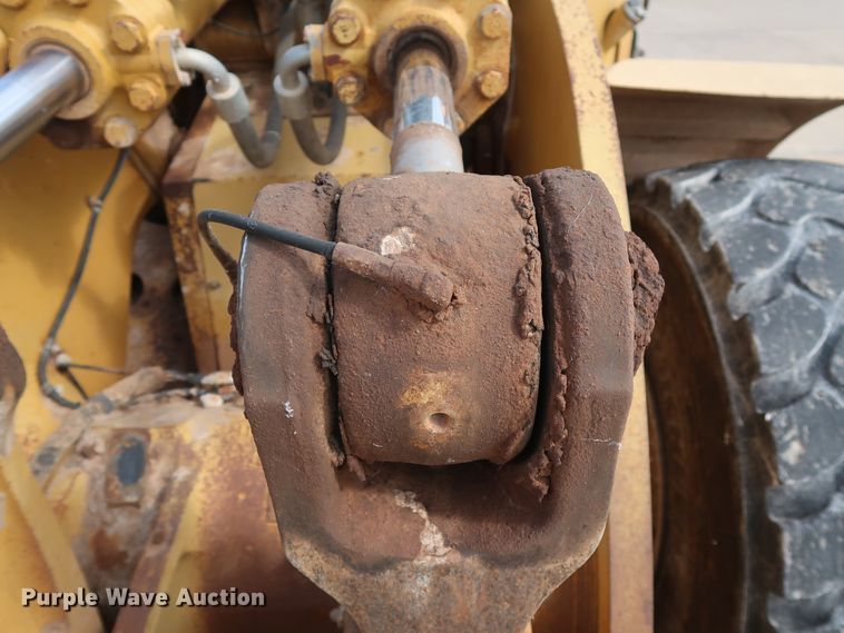 image for item DG7017 1996 Caterpillar 980G wheel loader